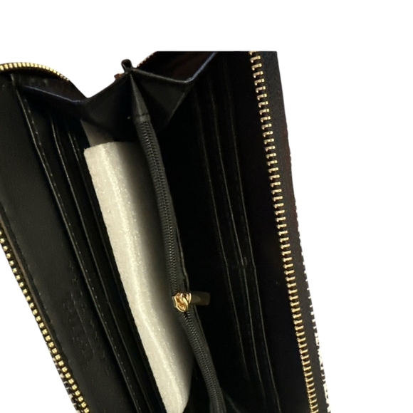 Trina Turk NWT Zip Wallet - Picture 4 of 5